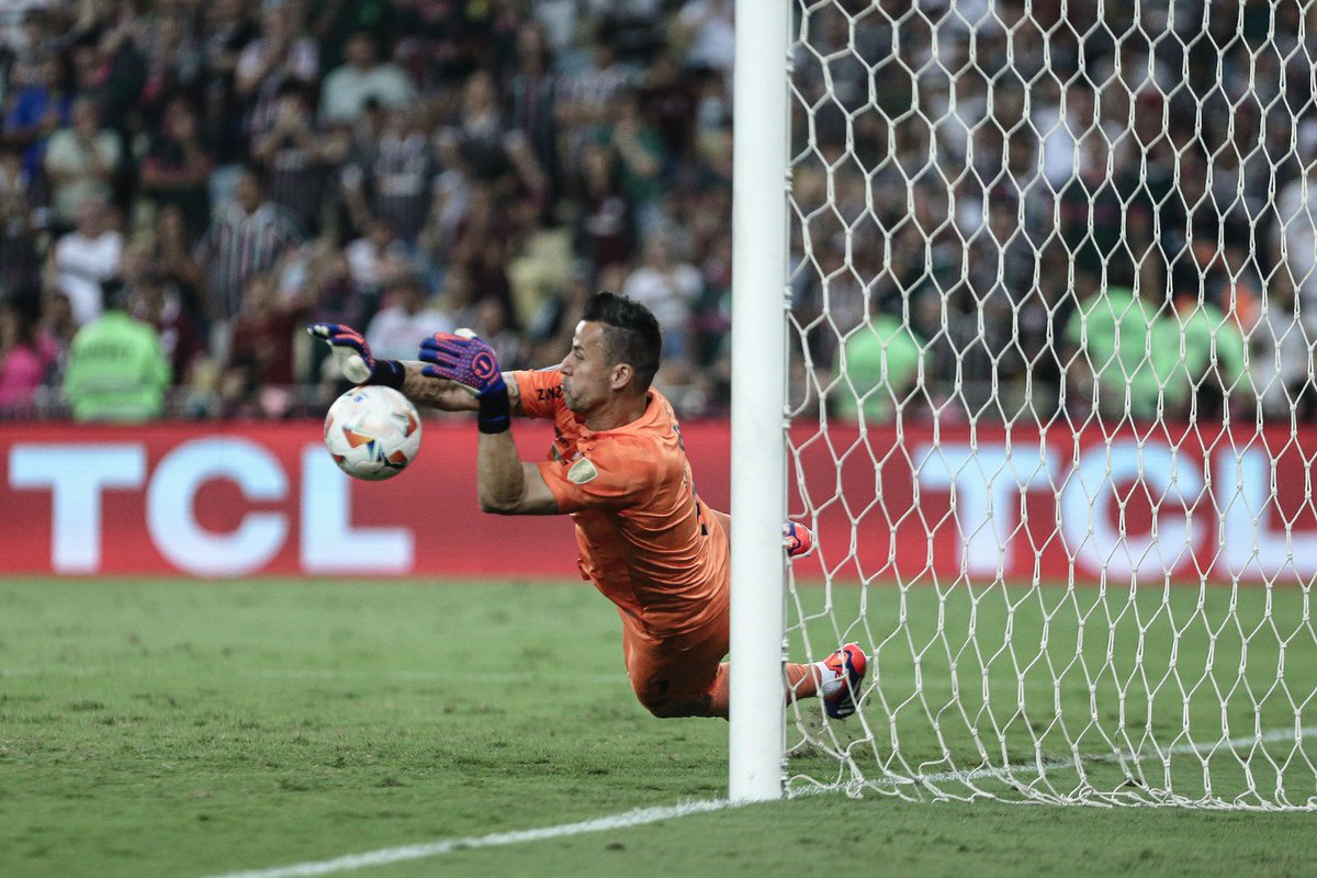 FluminenseFC's tweet image. 𝑴𝒆𝒎𝒐́𝒓𝒊𝒂𝒔 𝒅𝒆 𝑭𝒍𝒖 𝒙 𝑮𝒓𝒆̂𝒎𝒊𝒐 🇭🇺