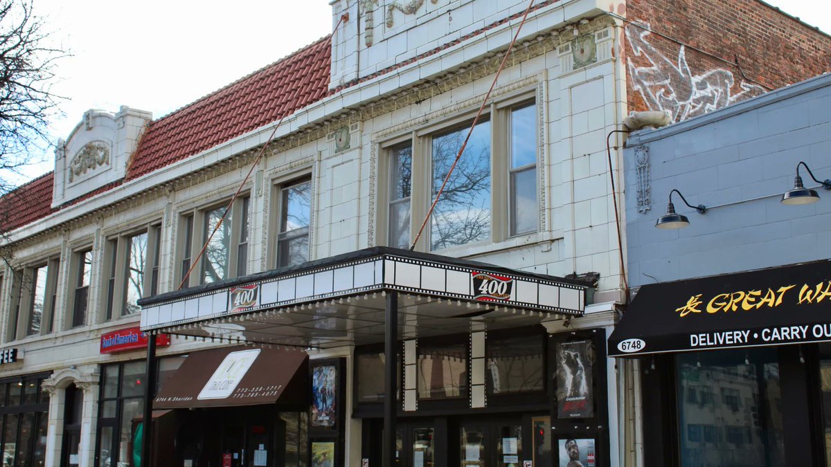 Rogers Park's New 400 Theaters, once the city's oldest continuously running movie house, is reopening.

blockclubchicago.org/2025/12/01/rog…