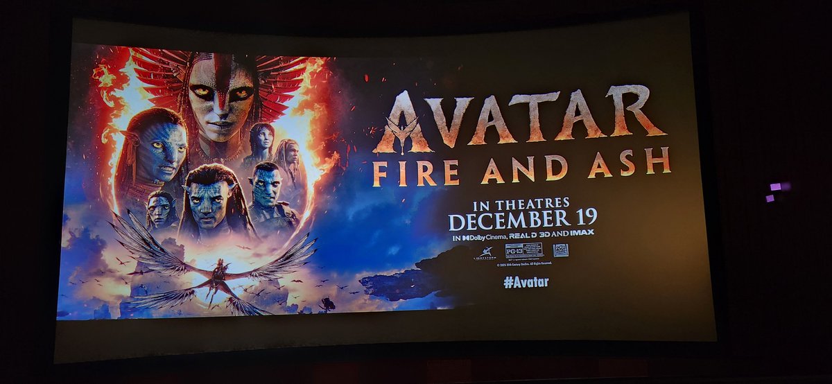 WATmovies_Matt's tweet photo. Returning to one of my favorite worlds in all of cinema!! Reaction after. #AvatarFireAndAsh #ReturnToPandora https://t.co/ok5WRHlGnF