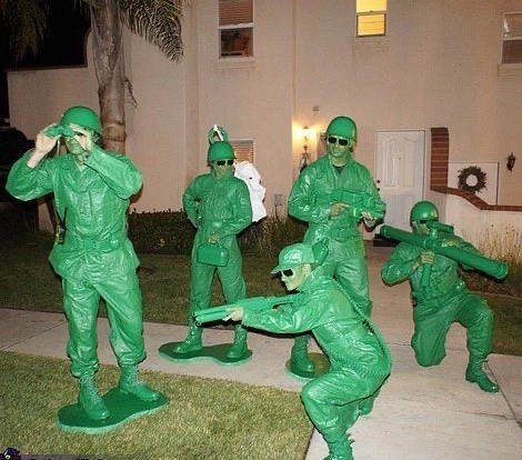 insaneposes's tweet image. 