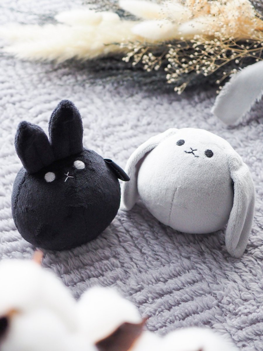 makkuro_usagi_h's tweet image. #12月になったのでフォロワーさんに自己紹介しようぜ

開業7年目を迎えました🐰
ぬいぐるみを作ったりイラストを描いたり最近は動画も作ったりしています