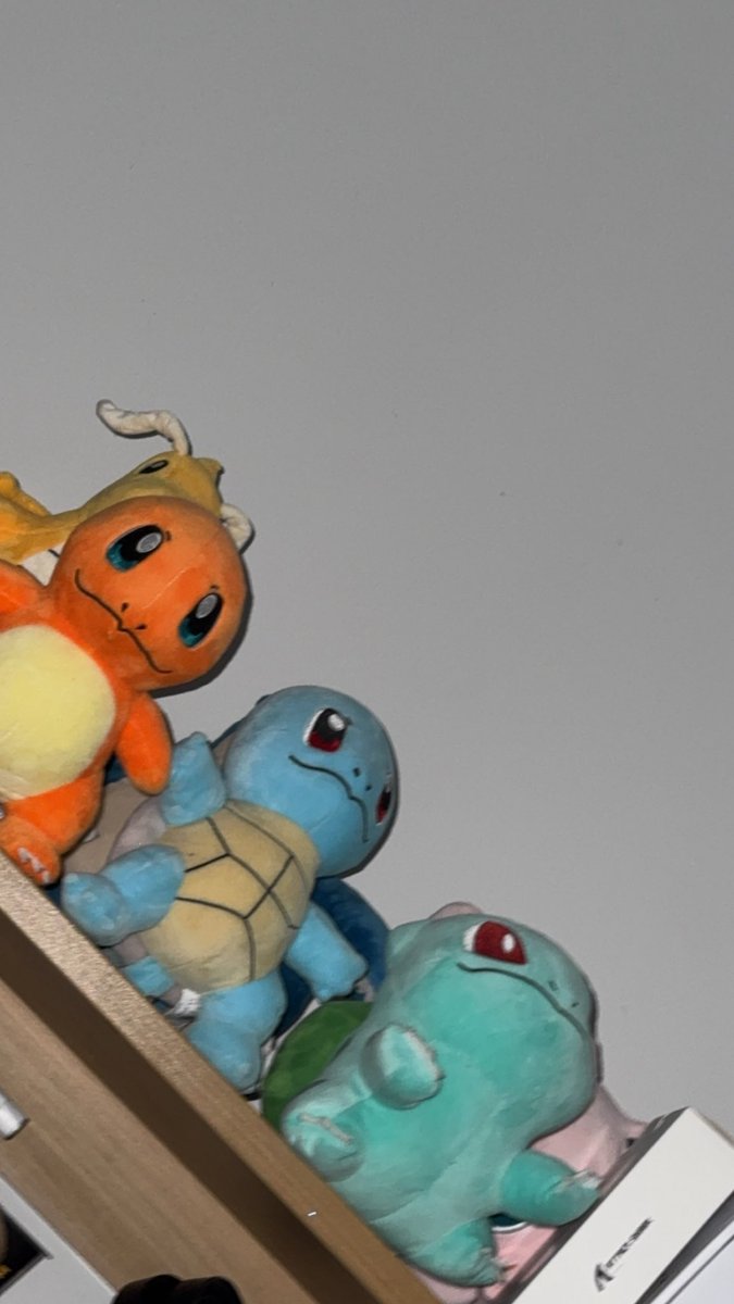 he1stVLR's tweet image. which one do I take to lan to sit in front my mousepad