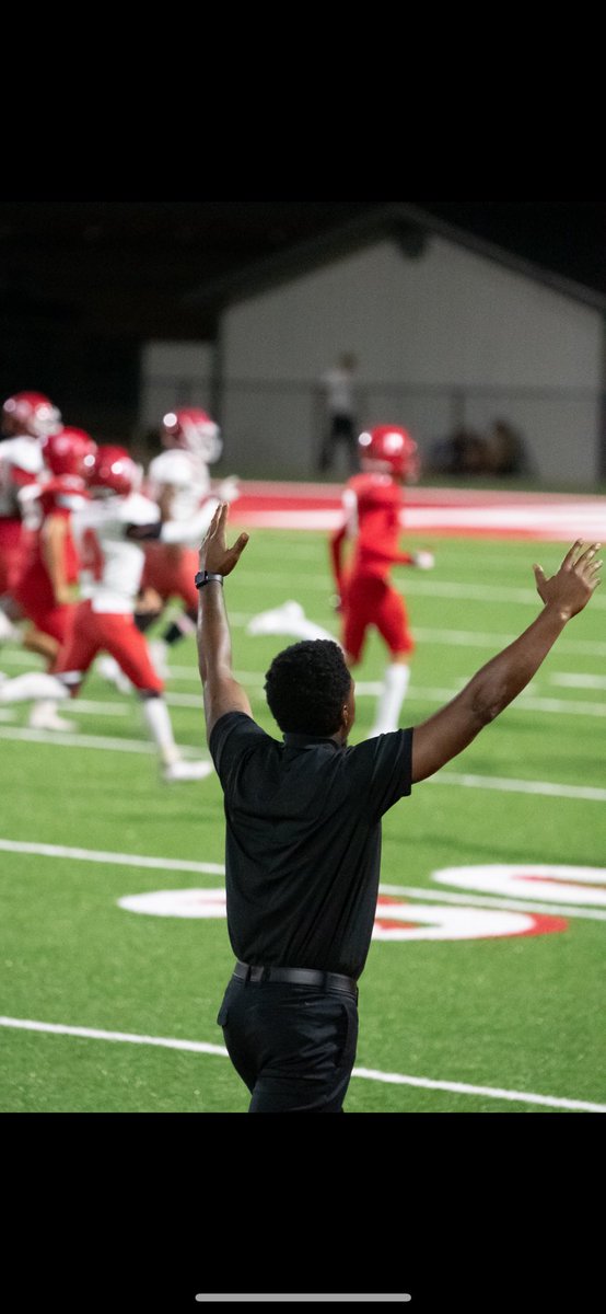 CoachDDavisII's tweet image. The beginning. I look forward to the development of these Young Men!