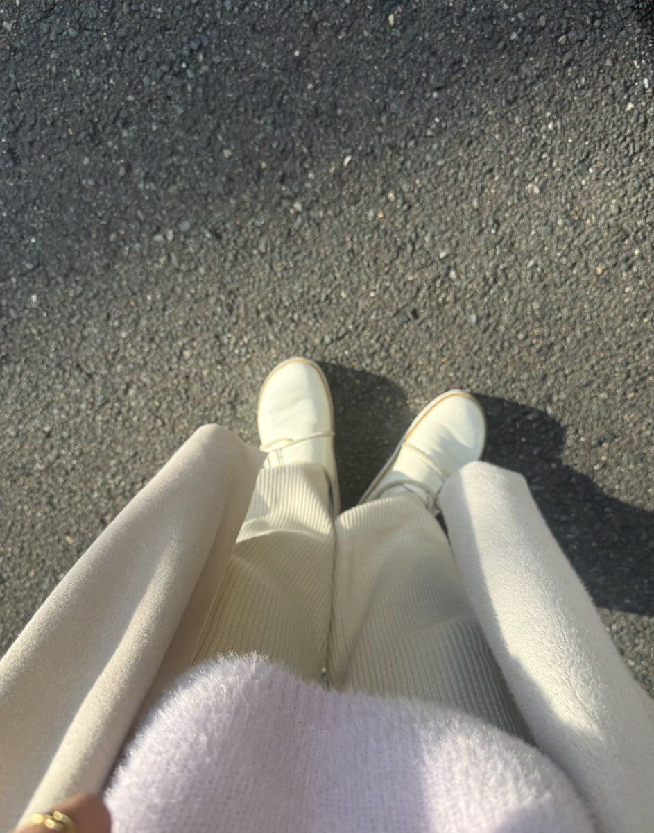 melodymiho1's tweet image. #T_IWATA_EX_3JSB #NERDMIND
#cinqueBOA
おはようございます🐏
足元のあたたかさ大事、がんばります。🥱
💗🤍cinqueBOA🐏