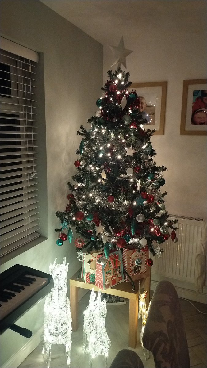 Ms Israel tweet media