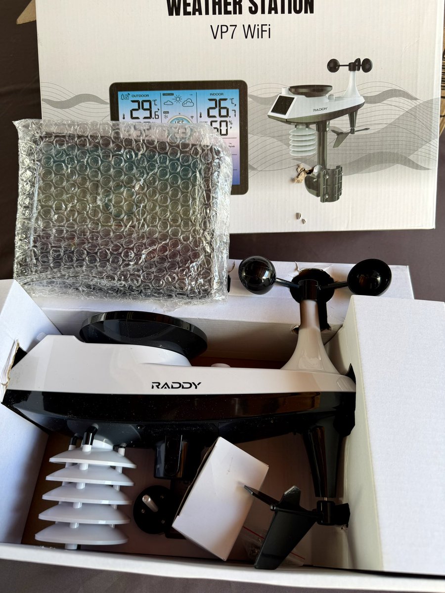 ClimaPeruMundo's tweet image. Llego un nuevo amigo a acompañar a los otros. Haremos control de calidad de estas nuevas estaciones meteorológicas
#Clima #Peru #Lima Todo bien con @amazon