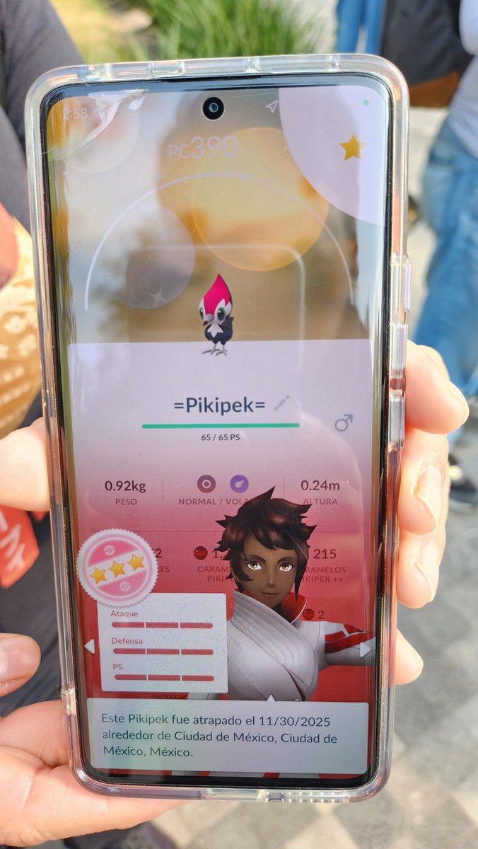 Gente Bonita:

Muchas gracias por jugar juntos el #PokemonGOCommunityDay de Pikipek. Alameda Central nos regalo excelentes capturas desde el primer minuto. Chulada de foto con las bellas Comunidades de <a href="/pokemex/">Pokémex</a> y <a href="/PoGoCDMXOficial/">COMUNIDAD POKÉMON GO CDMX *OFICIAL*</a> .
🥳🦅🔴✨️

#PokemonGO