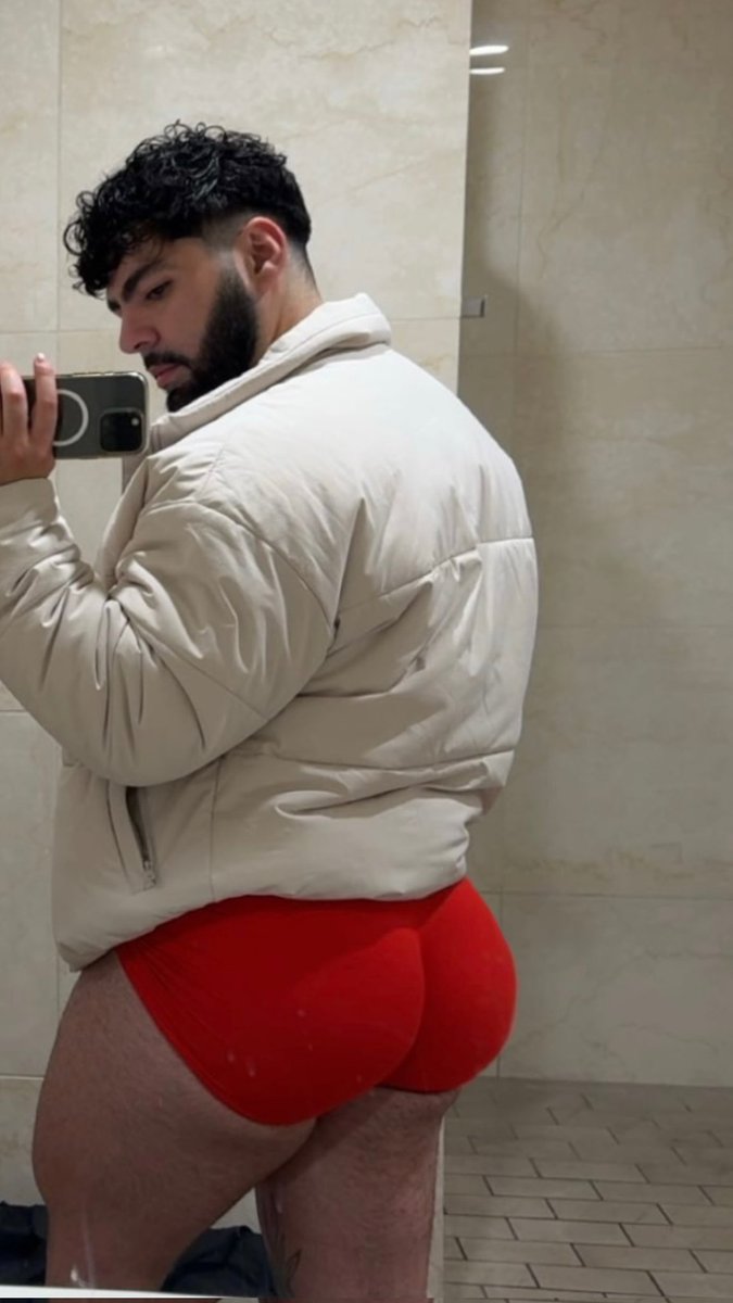 checkdhotdude5's tweet image. 🍑