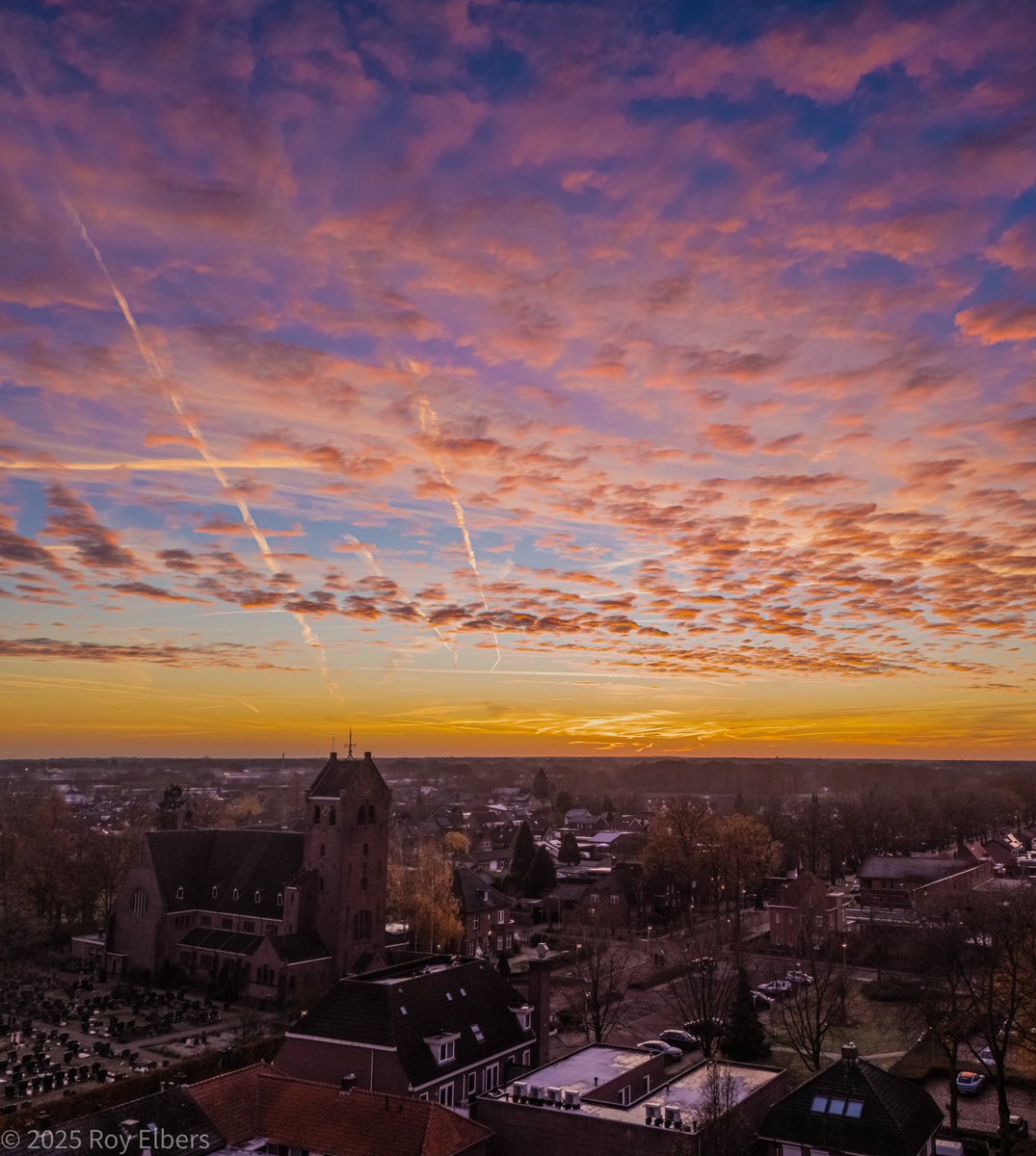royelbers's tweet photo. #sunrise https://t.co/ry18kTdeQm