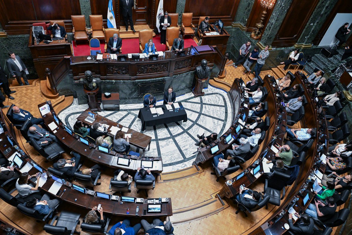 Legislatura CABA tweet media
