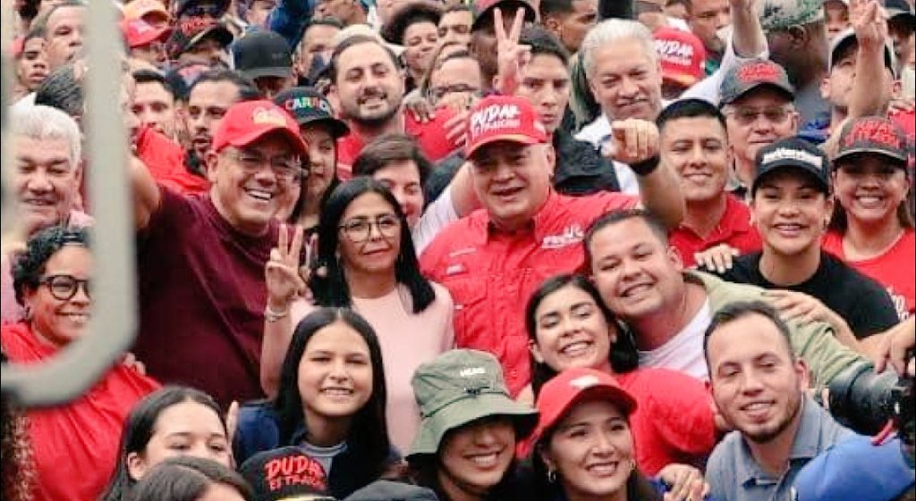 📍Delcy Rodríguez: Venezuela vive hoy una gesta firme en defensa de su soberanía. #1Dic 🇻🇪
#NavidadConMaduro  #CHCh