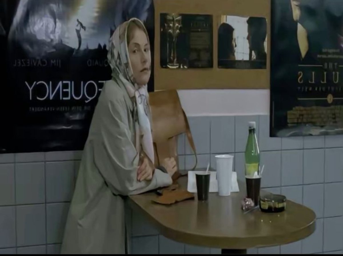 Lily Bloom (@lilyfbloom) on Twitter photo 