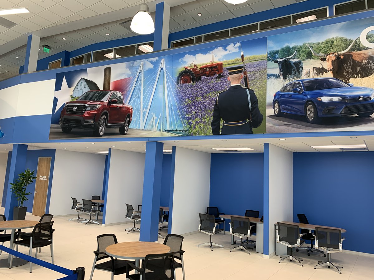 CorpInstall's tweet photo. This wall mural transforms the showroom and brings the dealership’s story to life and adds a welcoming, Texas-sized vibe.

#wallmurals #murals #installation #wallwrap #graphicinstallations #graphics #branding #graphicdesign #wedocoolstuff #awesome #CorporateInstallations https://t.co/zOtB6hxSrt