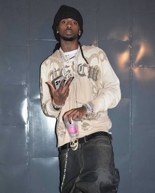 00BBCARTI00's tweet photo. An0thr 7iT pI[ https://t.co/LFLcnPFMTq