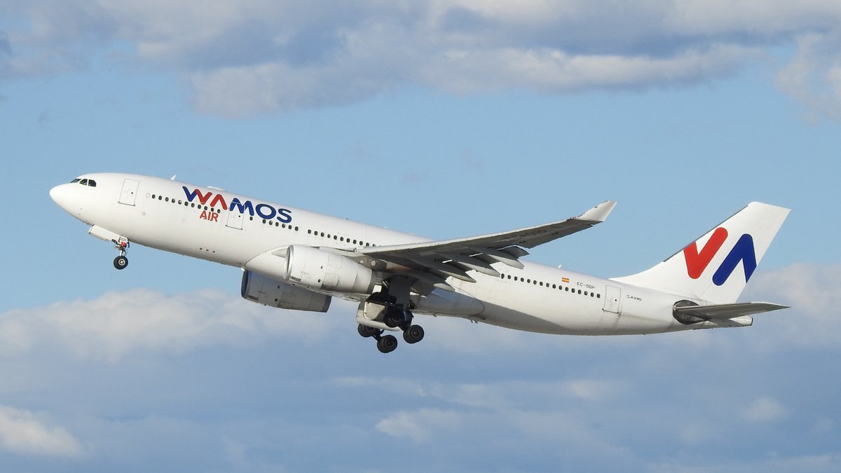 veryboeing's tweet photo. Wamos Air #A330 -243 #ECODP departing KLAX https://t.co/Z6ZT3aoiT0