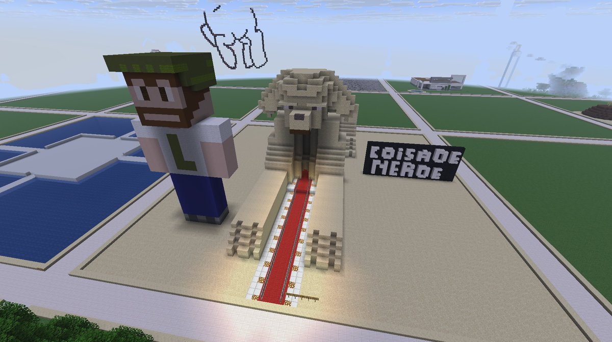 Gus_Dythyg's tweet photo. Acabei a minha construção! Ela levou em torno de umas 10 horas para ser finalizada. Eu escolhi a série "Minecraft Férias" do Leon.

@comunidademc @CdNLeon @nilmoretto https://t.co/PgBxmhCIws