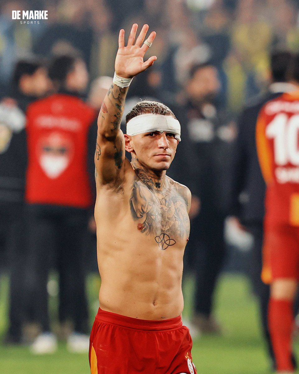 LTorreira34's tweet image. La vida por mi equipo y por estos colores.
Esto es Galatasaray 💛❤️
🖐🏻⭐️⭐️⭐️⭐️⭐️