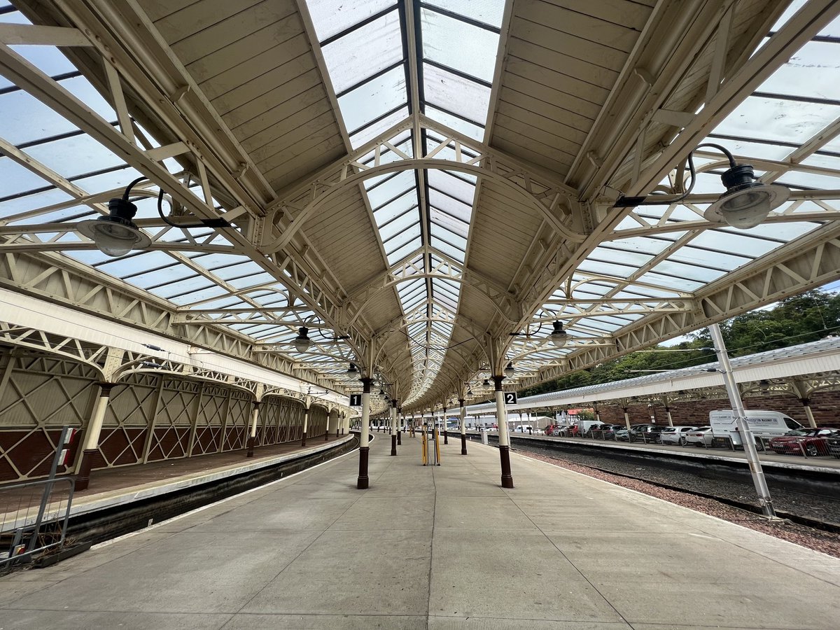 wapple15's tweet image. #AlphabetChallenge The beautiful station at Wemyss Bay 🏴󠁧󠁢󠁳󠁣󠁴󠁿#WeekWforWindows