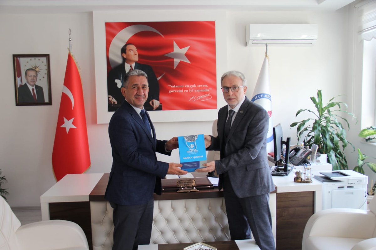 İade-i ziyaret kapsamında Müftü Can Menteşe İlçe Milli Eğitim Müdürü Kömürcü'yü ziyaret etti. 

nsosyal.com/@muglailmuftul…