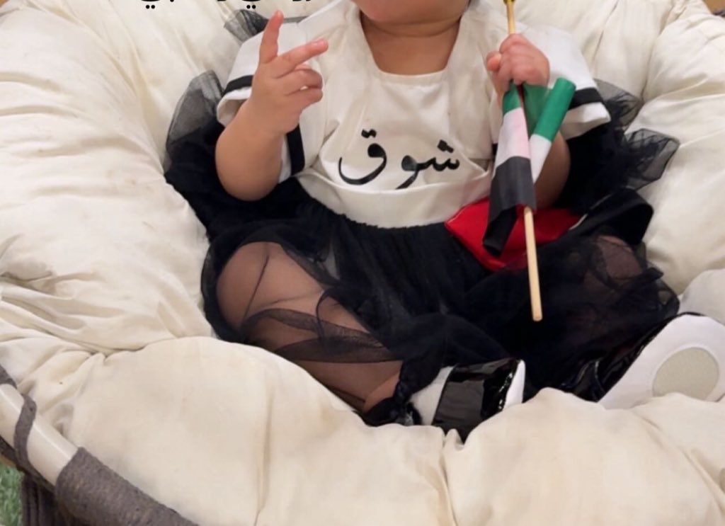 n_sai7's tweet photo. يا هبوب الورد و الفلي 
مرحبا بعيدنا عد ما انهلي 🇦🇪🤍 https://t.co/cavflW9e6f