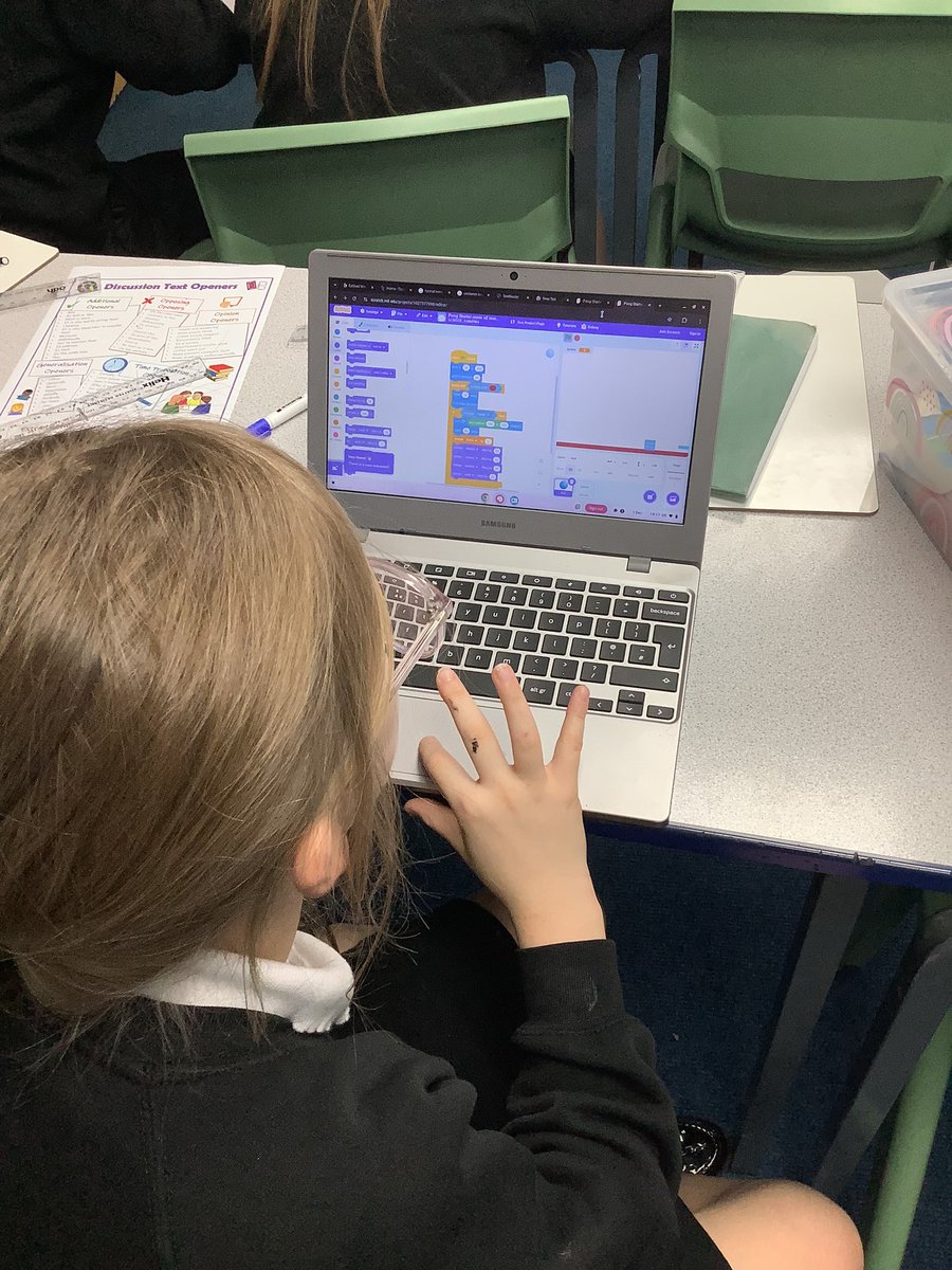 Year6HAS's tweet image. Today’s challenge was to add a score to our Padel game on Scratch! ⭐️👏🏽 #ScratchCoding #ChangingVariables
