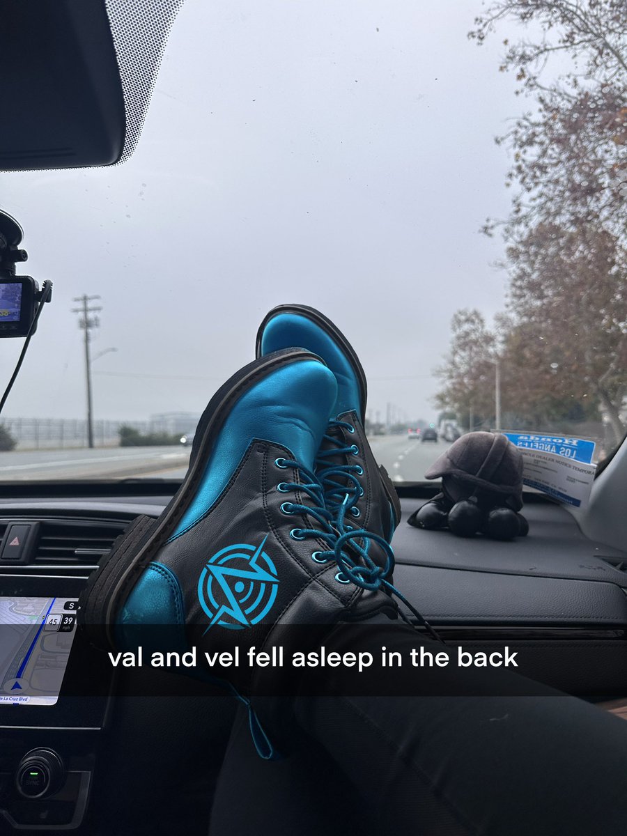 parad0x_art's tweet image. 📺: Don’t worry I snapped a picture