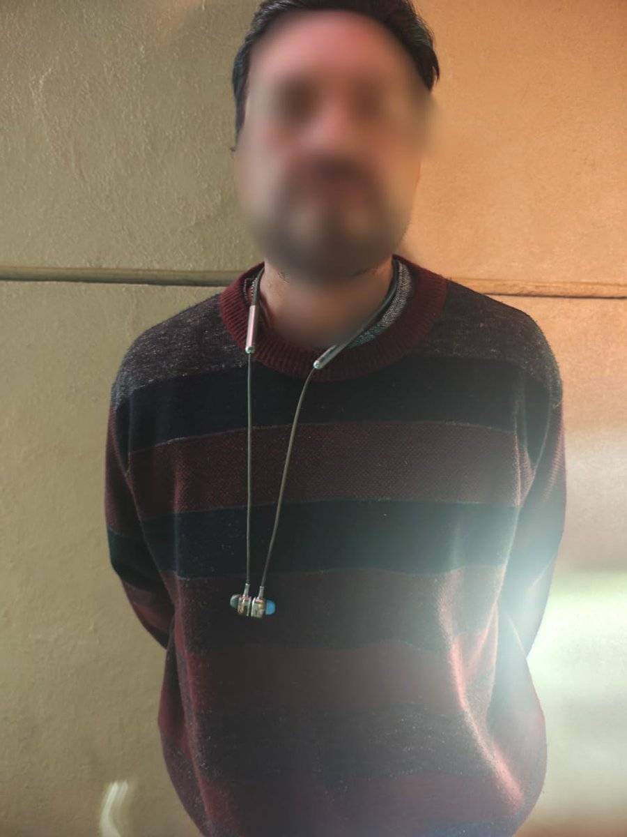 #QUERETARO: 🚨 Cae sujeto en dren pluvial de San Pedrito Peñuelas; Policía confirma orden de aprehensión por robo calificado 🚔📄
⤵
poderciudadanoradio.com/95e3
👉 Únete a nuestro canal: whatsapp.com/channel/0029Va…
📌 ¿Tienes una denuncia? Escríbenos al 4461444405