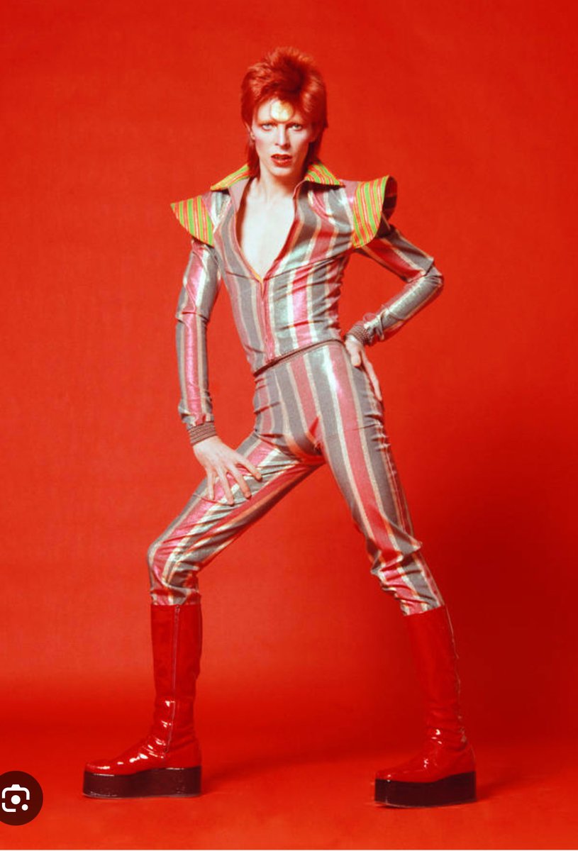 Maria264506501's tweet image. My favourite #NonBinary. #DavidBowie.