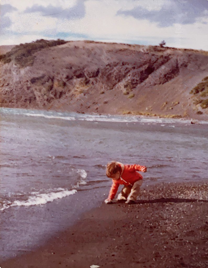 Torres del Paine, 1981 flic.kr/p/2oj1X3y #ApuntesyViajes #RecuedosDeFamilia 📼🧒🏻 #PuertoNatales #Patagonia  #ApuntesyViajesChile 🏔️🇨🇱