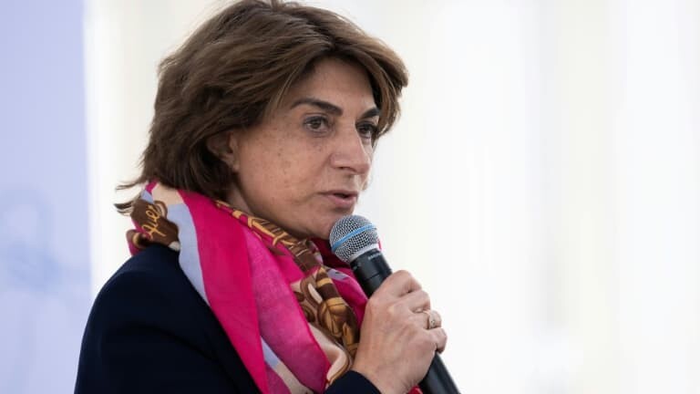 "Pas d'accord d'appareil avec les extrêmes": Martine Vassal clarifie ses intentions pour les municipales à Marseille
l.bfmtv.com/26vx