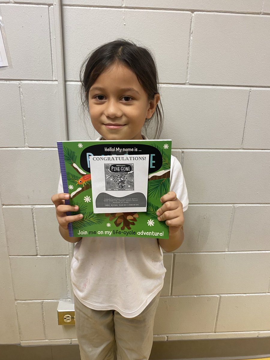 EstherRivas_3's tweet image. We’re back! 🌲📚 Today’s classes had a blast reading Hello, My Name Is Pinecone. Students explored the pine tree life cycle and colored their own pinecones to enter our raffle to win the book!