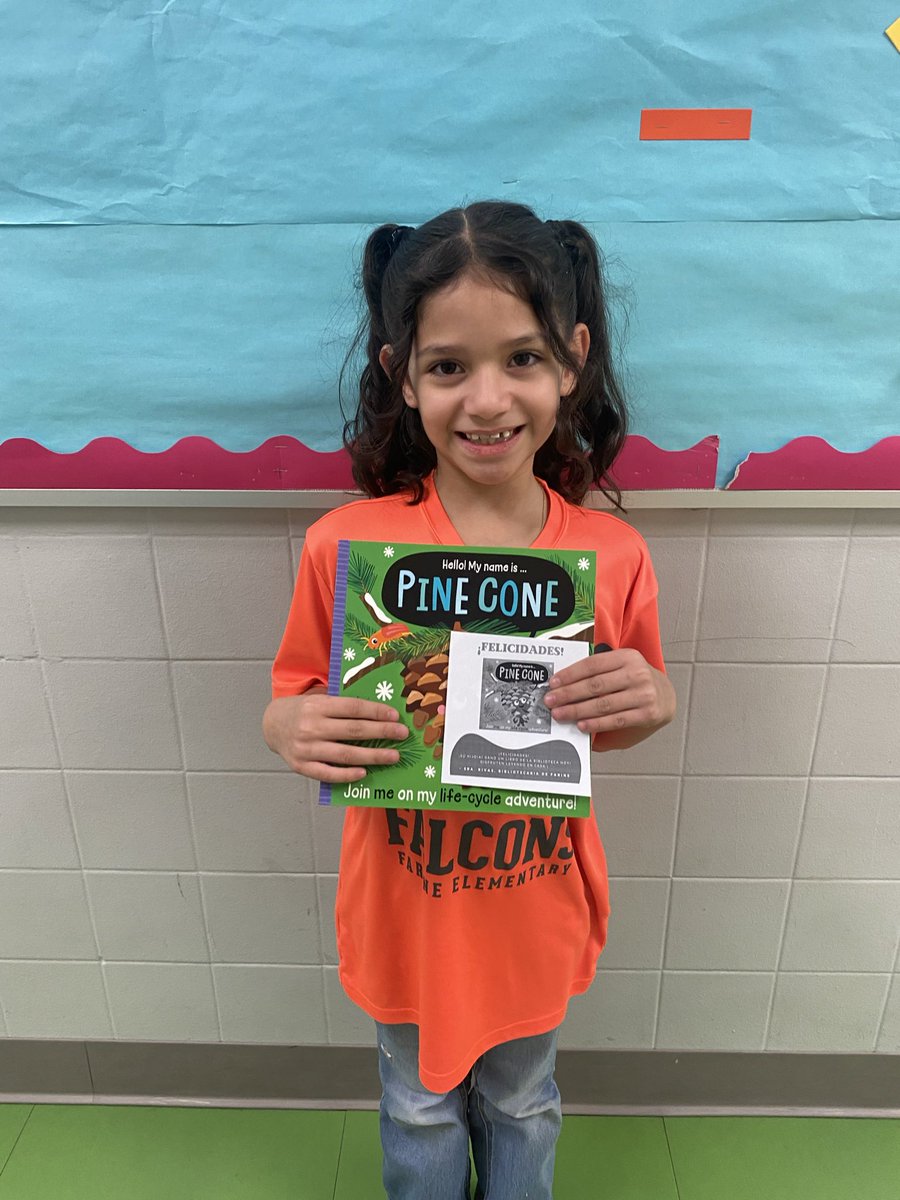 EstherRivas_3's tweet image. We’re back! 🌲📚 Today’s classes had a blast reading Hello, My Name Is Pinecone. Students explored the pine tree life cycle and colored their own pinecones to enter our raffle to win the book!