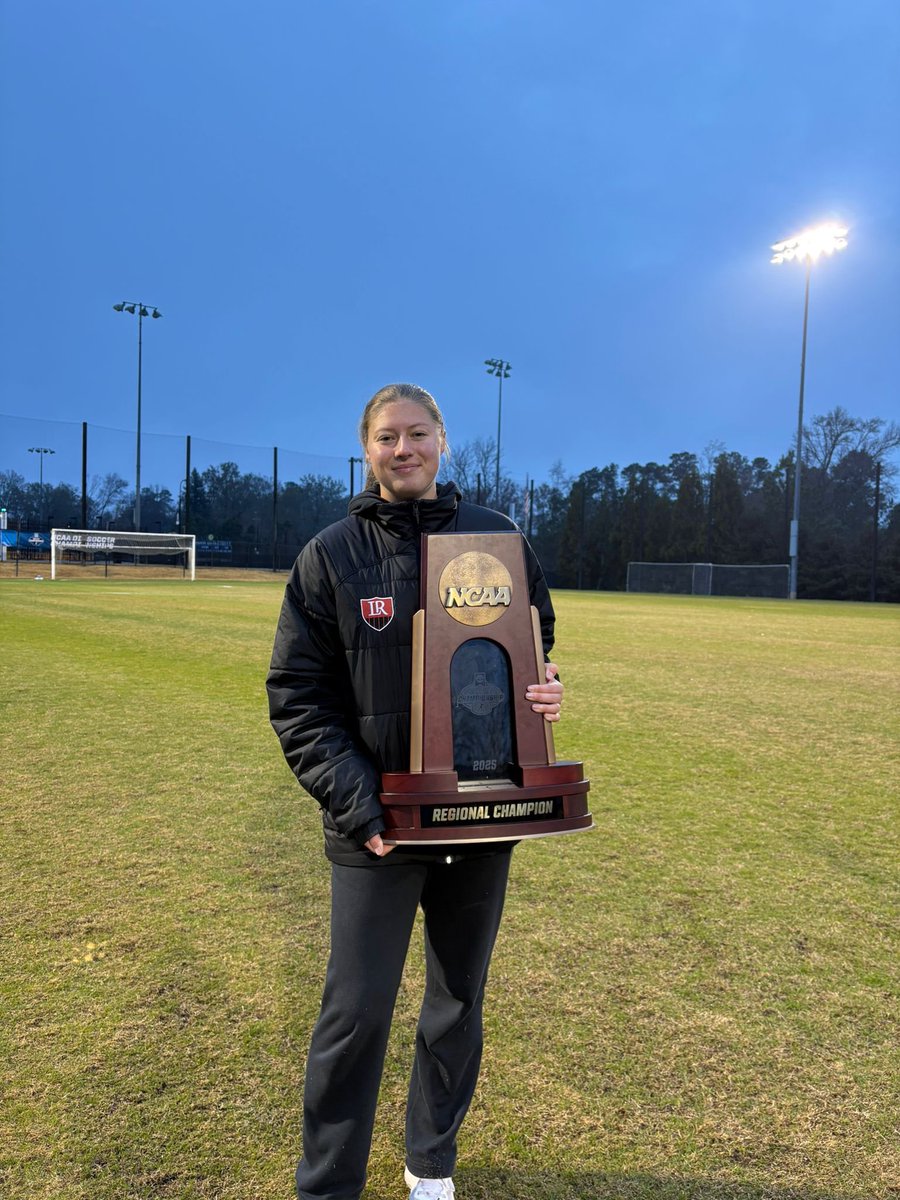 G2CollegeSoccer's tweet image. 📸 | A big congratulations to Go 2 College Soccer client Amber Faulkner and her Lenoir-Rhyne Women’s Soccer team on capturing the regional title.

The team now head to the Elite Eight of the NCAA D2 National tournament.

Keep making us proud Amber!!

#Go2Community…
