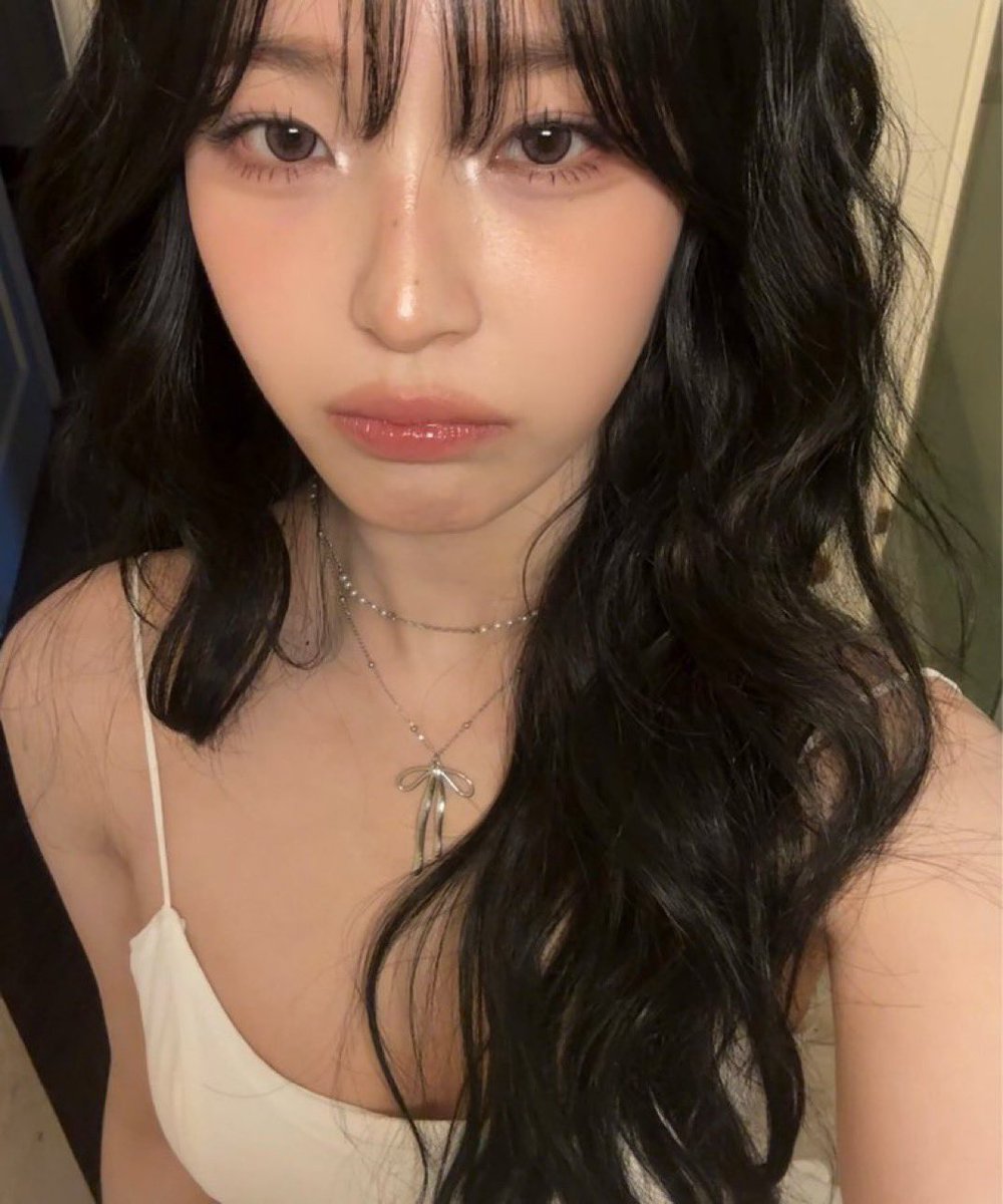 picsofjiheon's tweet image. ethereal