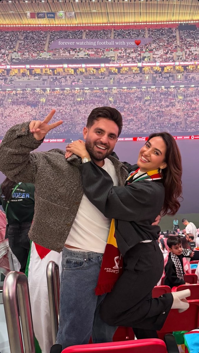 Hasun_12's tweet photo. Welcome to Qatar my favorite family ♥️♥️♥️😘

#ساره_الورع #غيث_مروان #كأس_العرب #قطر_فلسطين #قطر2025 #ghaith_sara #ghaith_marwan #saraaalwari #fypシ #explore https://t.co/3llFpyfk5q