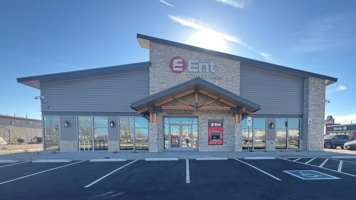 Today’s the day! 🥳 Our Alamosa Service Center #GrandOpening runs Dec. 1–20!​

Stop by for goodies, meet the team, and join our weekly Broncos giveaways 🏈​

📍 3336 Clark St, Alamosa, CO​

Learn more: Ent.com/Alamosa​

Insured by NCUA