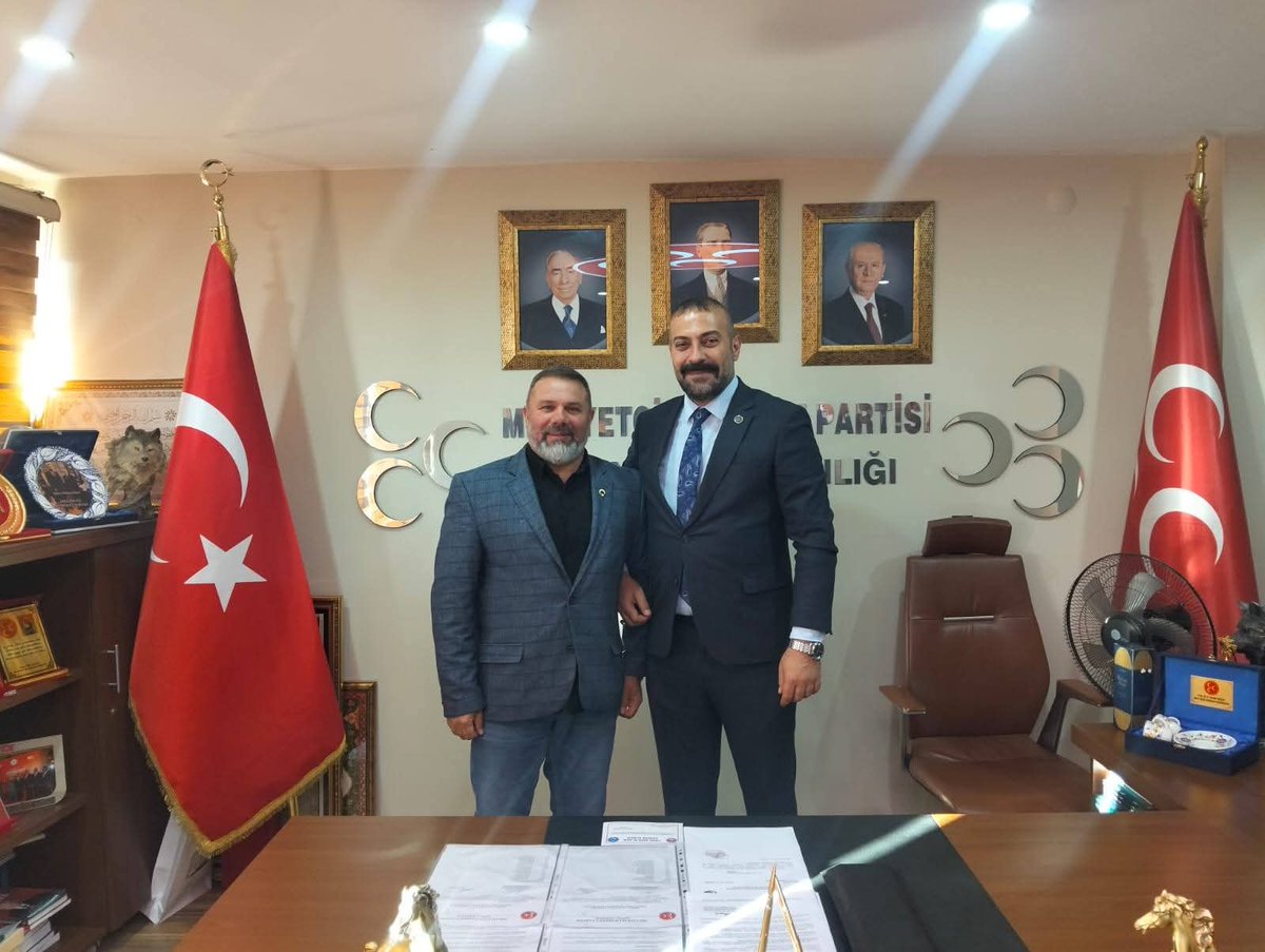 “AK Partimizin Cumhur İttifakı ortağı, Edirne MHP İl Başkanı kıymetli kardeşim Emre Tokluoğlu  göstermiş olduğu candan misafirperverliğinden dolayı teşekkür ediyorum.”