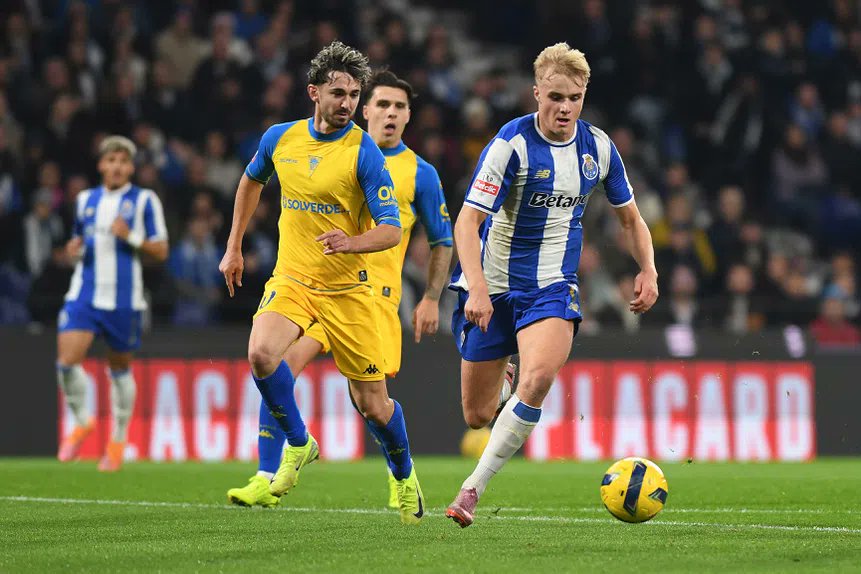 QuatrLinhas's tweet image. Victory of @FCPorto against @estorilpraiasad for #portugalsuperleague 
#FCPorto 1 #EstorilPraia 0
#FCPGDEP