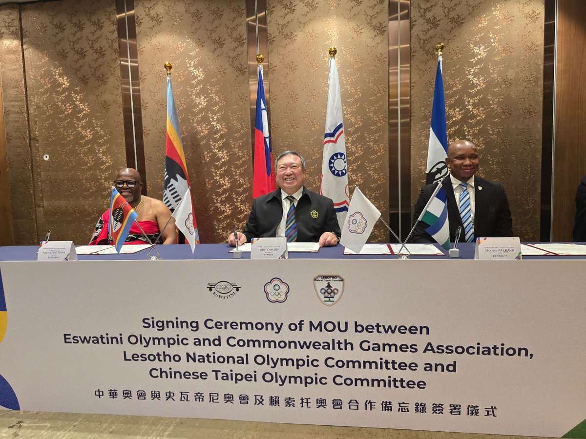 _eocga's tweet image. Historic moment for Eswatini sport! 🇸🇿🇹🇼

President Adam Mthethwa signed an MoU with the Chinese Taipei Olympic Committee, strengthening bilateral cooperation &amp;amp; athlete development pathways.
Joined by CEO Maxwell Jele and Treasurer Zakhele Zulu.
#OlympicMovement #SportsDiplomacy
