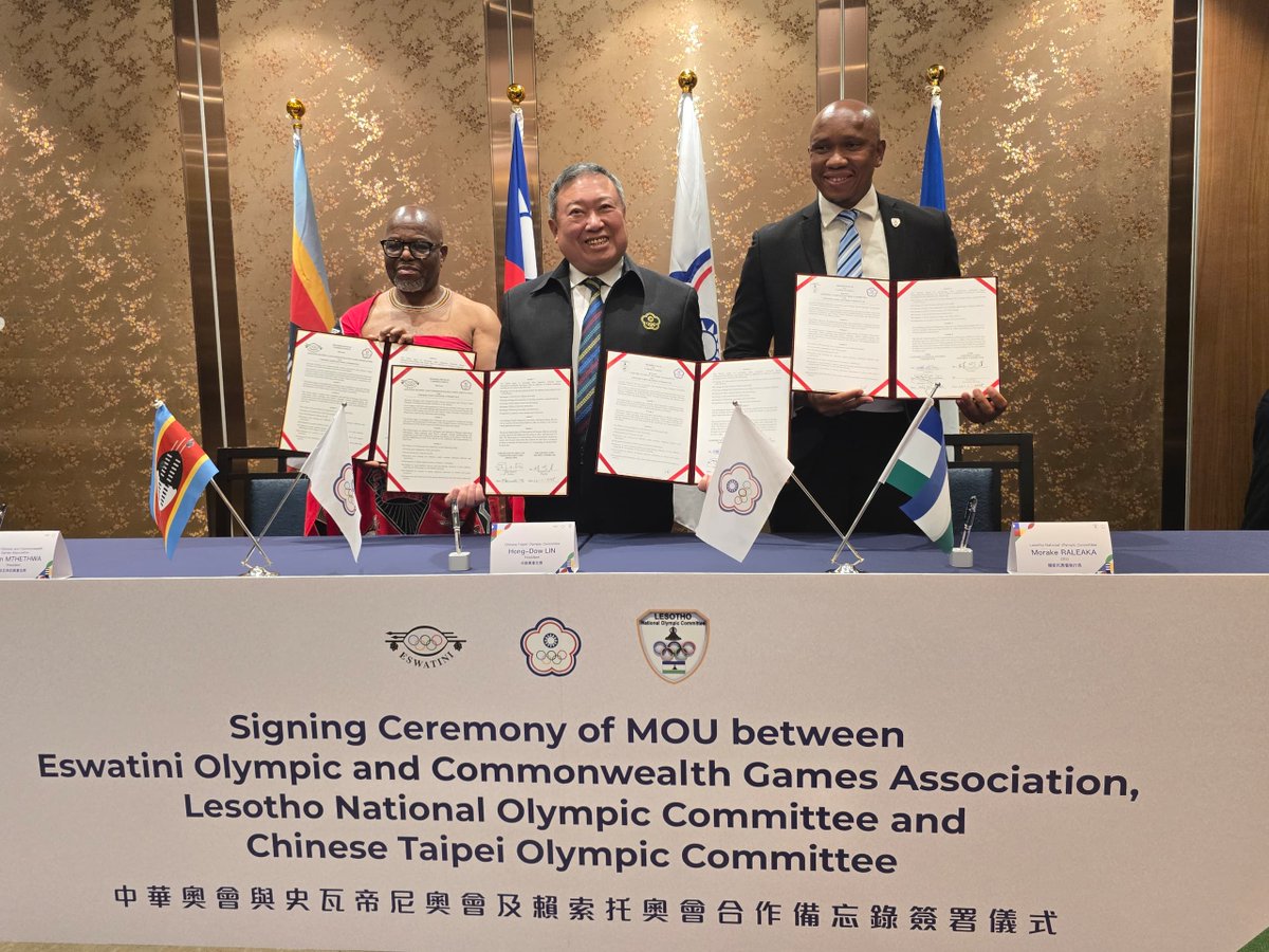 _eocga's tweet image. Historic moment for Eswatini sport! 🇸🇿🇹🇼

President Adam Mthethwa signed an MoU with the Chinese Taipei Olympic Committee, strengthening bilateral cooperation &amp;amp; athlete development pathways.
Joined by CEO Maxwell Jele and Treasurer Zakhele Zulu.
#OlympicMovement #SportsDiplomacy