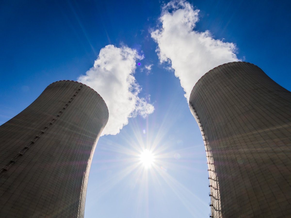 In a demonstration of public power’s continued leadership in nuclear energy innovation, <a href="/NPPDnews/">NPPD</a>, <a href="/OPPDCares/">OPPDCares</a>, <a href="/LESupdates/">Lincoln Electric System</a>, and <a href="/grda_ok/">GRDA</a> have announced the formation of the Great Plains New Nuclear Consortium. The group has signed an MOU to jointly explore deploying 1,000 to