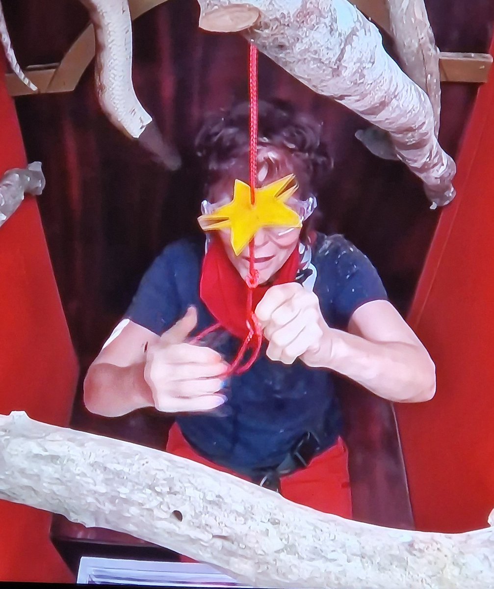 Celeb_FC's tweet image. Ah look at #Ruby pushing herself so hard on this challenge - what a trooper. @imacelebrity #imacelebrity #ImACeleb