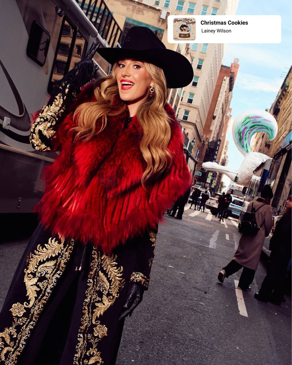 POV: our AirPods now that it’s December 🎧🎵🎁

Holiday vibes, <a href="/TreatyOakMusic/">Treaty Oak Revival</a>'s #1 country album, and Smokeout energy on repeat!