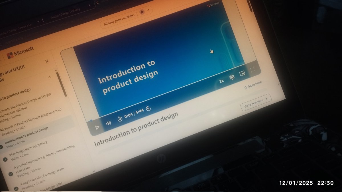IGOJ_'s tweet photo. Today being the 1st of December, I started my journey to becoming a product designer.
Will be doing this over the next 6 months
Exciting times ahead 😁

#day1ofproductdesign