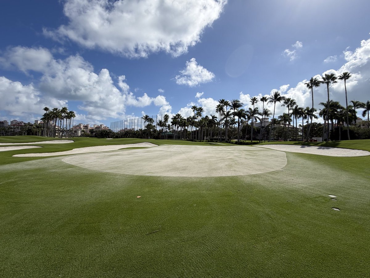 bubbaturfguy's tweet photo. 5 days to opening… #suplife #golfcoursemaintenance #golf
#fisherisland https://t.co/OdrggBmexr