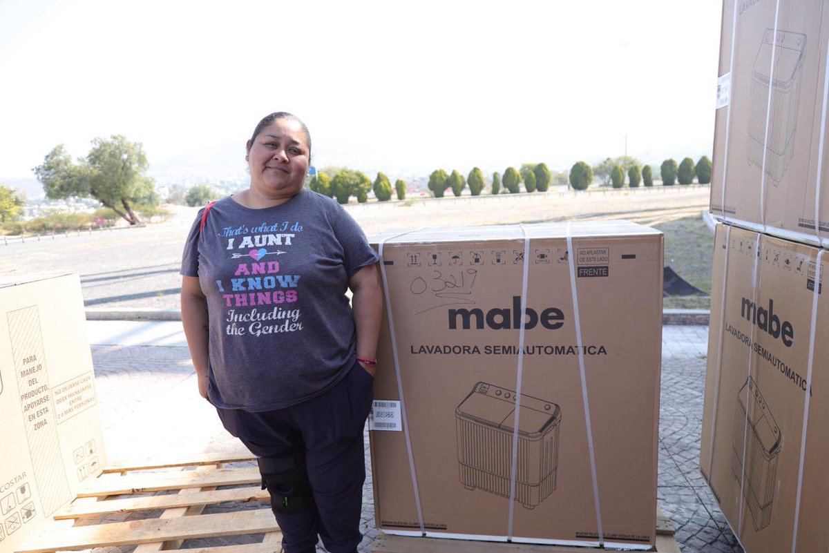 El equipo que hacemos con la Sociedad Civil, rinde frutos, y hoy en conjunto con la Congregación Mariana Trinitaria, hicimos entrega de productos del programa de CoInversión Social en el Municpio de Querétaro. 

🫱🏻‍🫲🏼