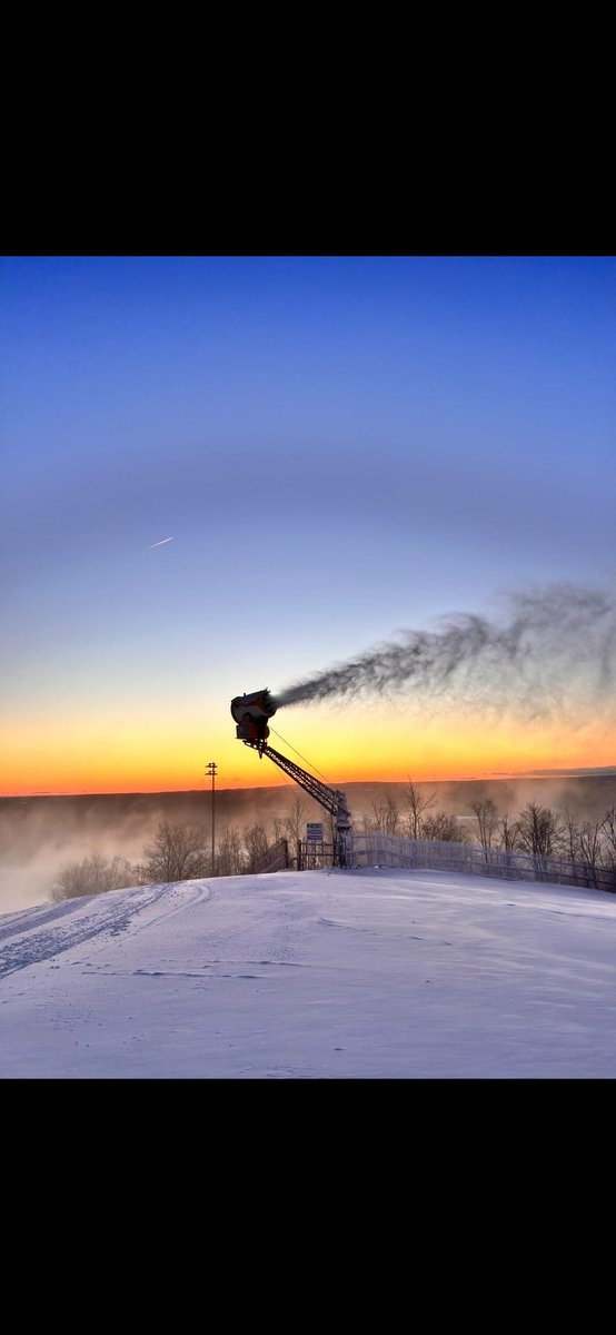 MtStLouisMoonstone tweet media