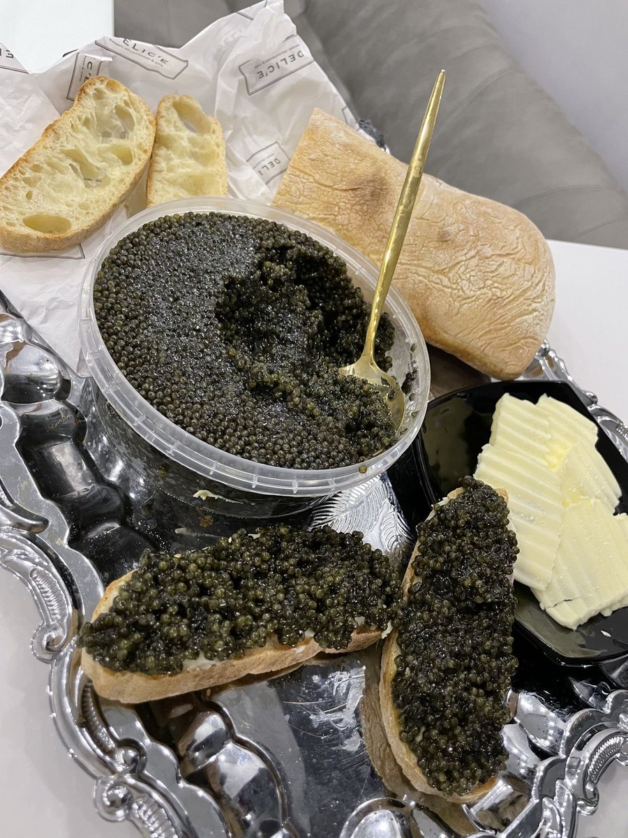 Refined Socialite tweet media