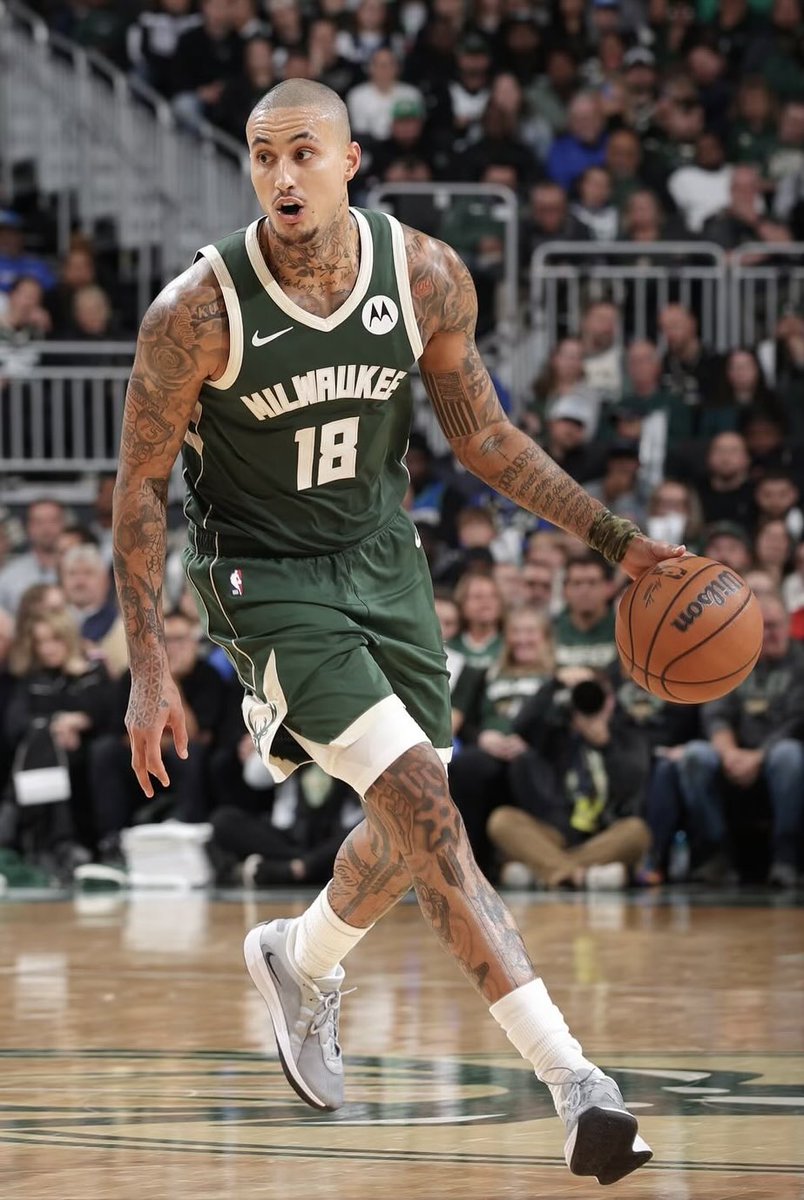 NBA PLAY #3🦌

Kyle Kuzma o11.5 Points -120 (1U)

REVENGE DAY for Kuzma as he goes back to Washington facing off against the team that traded him MID GAME a year ago! 👀

On the year Kuzma is averaging 14.2 PPG with Giannis in the lineup and 11.8 PPG without. Giannis attracts so