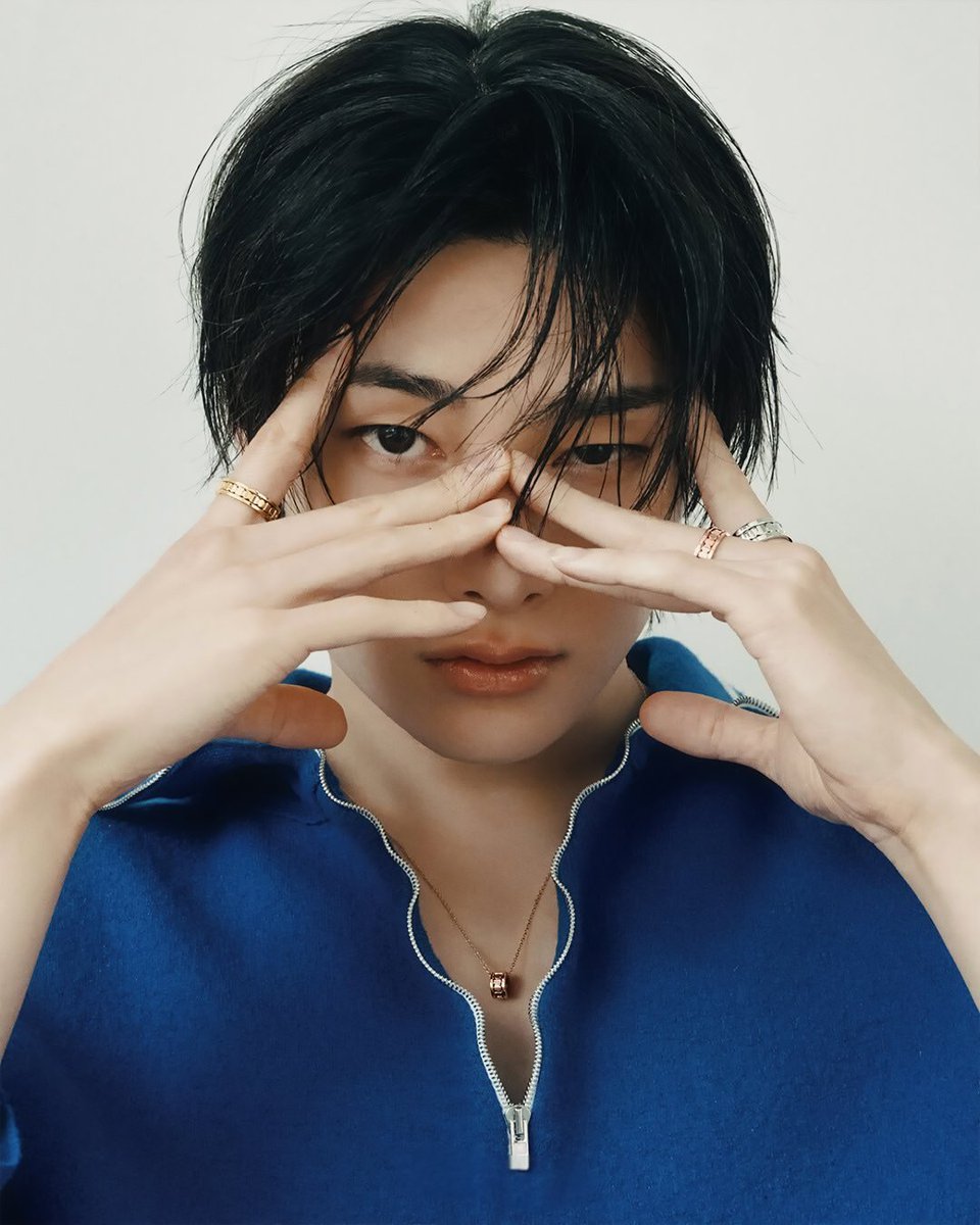 hyunlix_jeongho's tweet photo. ๐งธ๐ง โ ๐ ๐๐๐๐๐ ๐๐ ๐๐๐๐๐ โฎโห
{#YangJeongin #Cosmopolitan
#Damiani #GORGEOUS #LOVE
#BeautifulHands #PerfectFace
#ADORE #BEAUTIFUL #IFELL
#PUMPMEOUT #IWORSHIP } https://t.co/4NGknoE6Wz